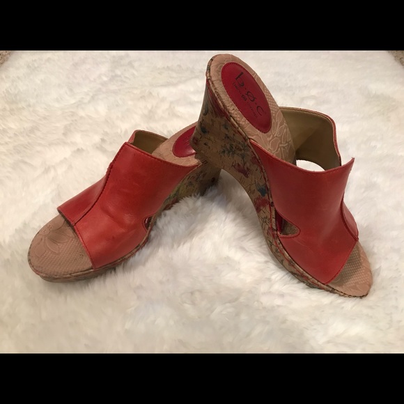 B.o.c. Born Concepts Floral Red Sandals Size 9